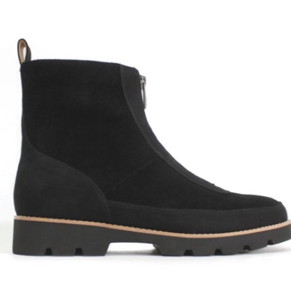 NEW Vionic Estilo Womens Ankle Boots Center Zip Black Waterproof Suede Size 7 - Picture 2 of 4